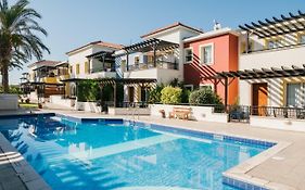 Aphrodite Gardens No.9 Luxury Apt